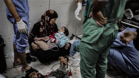 Gazze'deki Nasır Tıp Kompleksi yakınında su, yiyecek ve ilaçtan yoksun 30 bin kişi bulunuyor - Son Dakika Haberleri